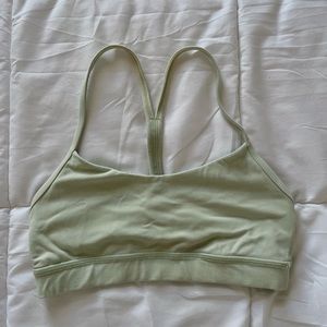 Lululemon sports bra green